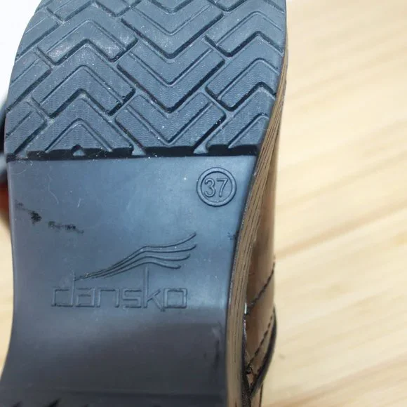 DANSKO Women's Brown Croc Print Patent Professional Clogs Shoes Size 37 / 7 - Picture 8 of 11